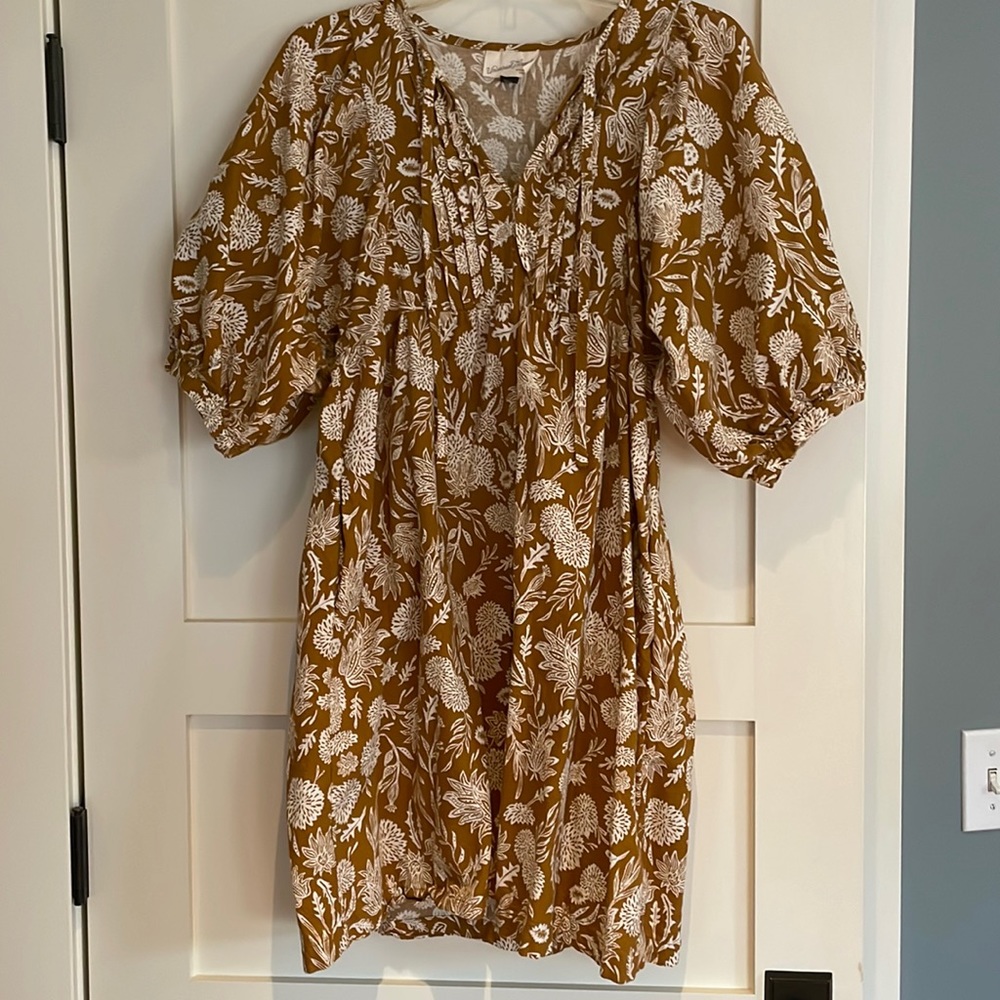 Universal Thread puff sleeve shift dress (with pockets)
